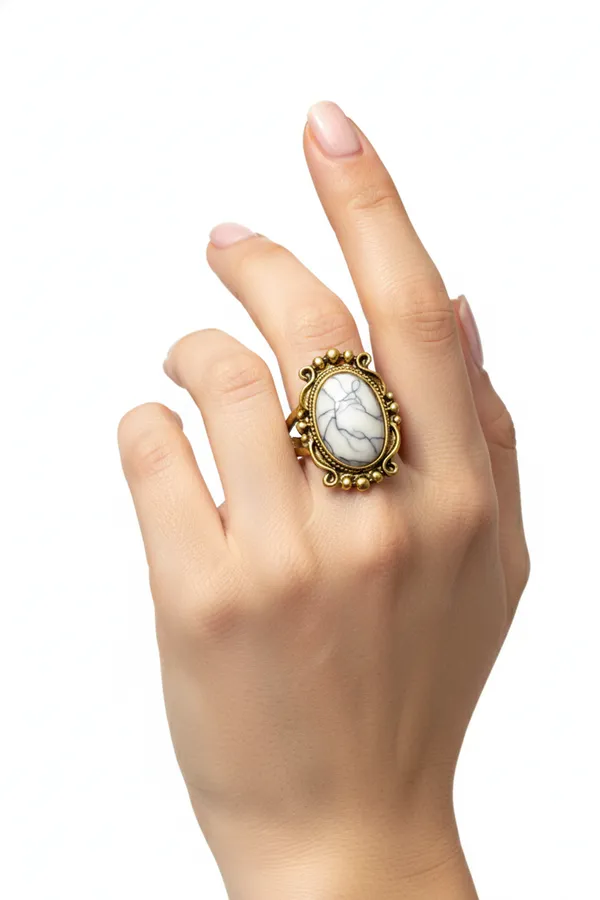 Antique_Gold_Empress_Alabaster_Statement_Ring_For_Women